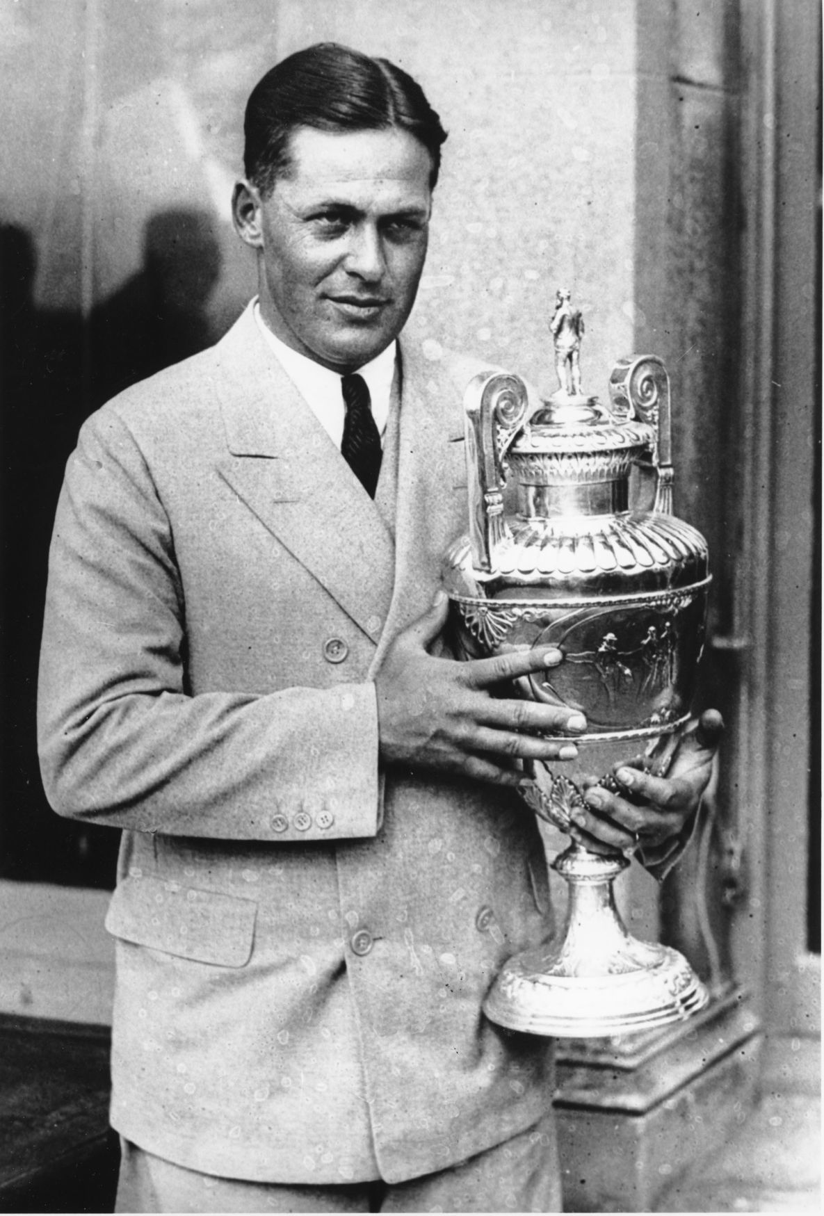 1930: Bobby Jones wins US Open and sweeps amateur events